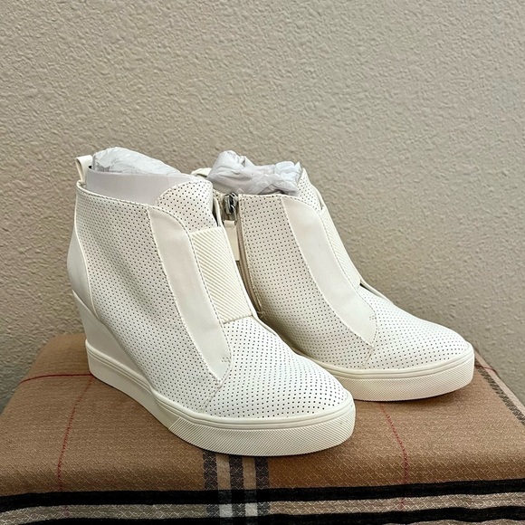 MIA Christi Wedge Faux Leather Sneakers, White Size 7 - Picture 5 of 10